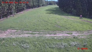 Skiareál Klepáčov - Červená sjezdovka - 31.5.2026 v 14:45 Skiareál Klepáčov - Červená sjezdovka - 31.5.2026 v 14:45