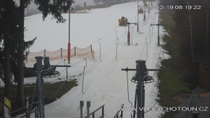 Ski areál Chotouň - Sjezdovka - 19.12.2025 v 08:30