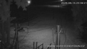 Ski areál Chotouň - Sjezdovka - 16.6.2026 v 00:45 Ski areál Chotouň - Sjezdovka - 16.6.2026 v 00:45