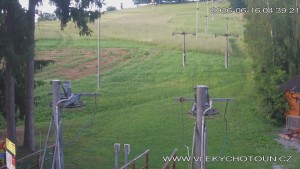 Ski areál Chotouň - Sjezdovka - 16.6.2026 v 05:45 Ski areál Chotouň - Sjezdovka - 16.6.2026 v 05:45
