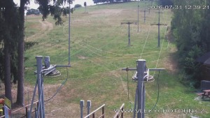 Skigebiet Chotouň - Skipiste - 31.7.2026 v 13:45 Skigebiet Chotouň - Skipiste - 31.7.2026 v 13:45