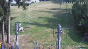 Skigebiet Chotouň - Skipiste - 31.7.2026 v 17:45 Skigebiet Chotouň - Skipiste - 31.7.2026 v 17:45