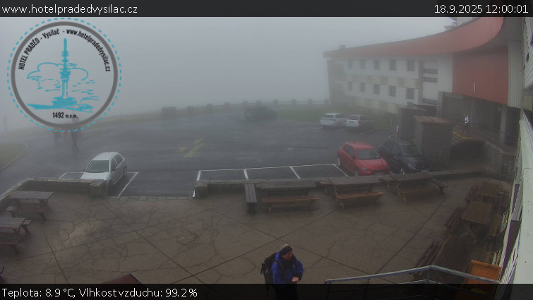 Praděd - Vysílač - Praděd - Vysílač - Hlavní vchod - 18.9.2025 v 12:00