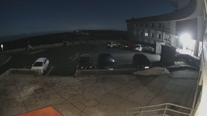 Praděd - Vysílač - Praděd - Vysílač - Hlavní vchod - 8.11.2025 v 04:00