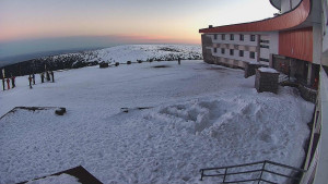 Praděd - Vysílač - Praděd - Vysílač - Hlavní vchod - 2.3.2026 v 17:40 Praděd - Vysílač - Praděd - Vysílač - Hlavní vchod - 2.3.2026 v 17:40