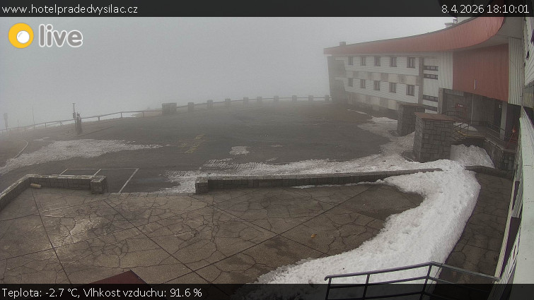 Praděd - Vysílač - Praděd - Vysílač - Hlavní vchod - 8.4.2026 v 18:10