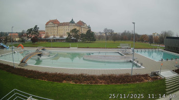 Městská plovárna Louka