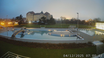 Městská plovárna Louka