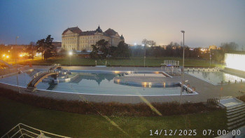 Městská plovárna Louka