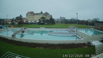 Městská plovárna Louka