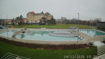 Městská plovárna Louka