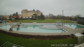 Městská plovárna Louka