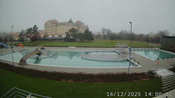 Městská plovárna Louka