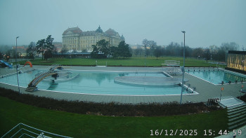 Městská plovárna Louka