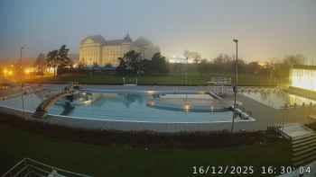 Městská plovárna Louka