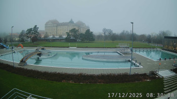 Městská plovárna Louka