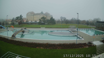 Městská plovárna Louka