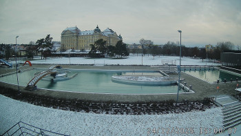 Městská plovárna Louka