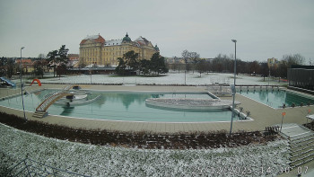 Městská plovárna Louka