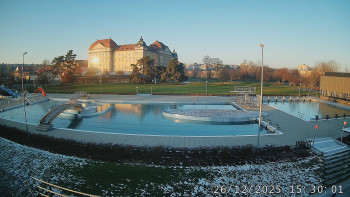 Městská plovárna Louka