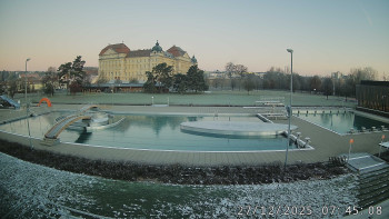 Městská plovárna Louka