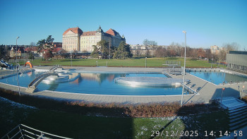 Městská plovárna Louka