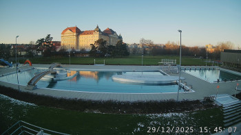 Městská plovárna Louka