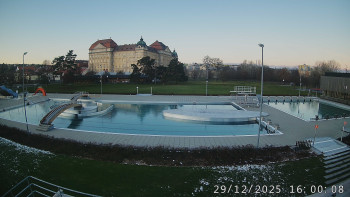 Městská plovárna Louka