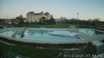 Městská plovárna Louka