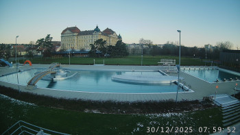 Městská plovárna Louka