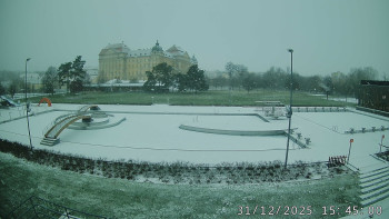 Městská plovárna Louka