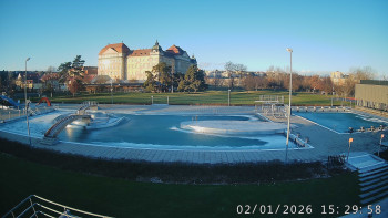 Městská plovárna Louka