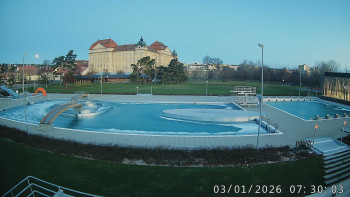 Městská plovárna Louka