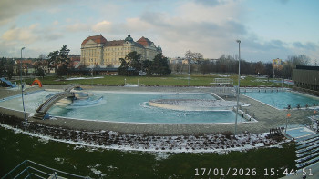 Městská plovárna Louka