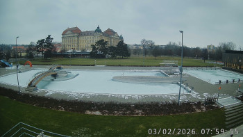 Městská plovárna Louka