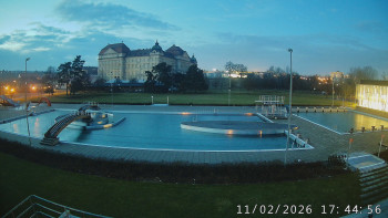 Městská plovárna Louka