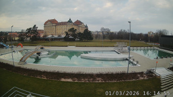 Městská plovárna Louka