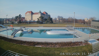 Městská plovárna Louka