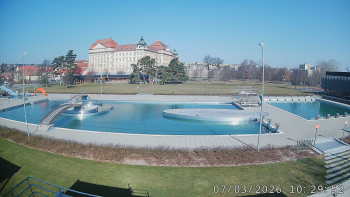 Městská plovárna Louka