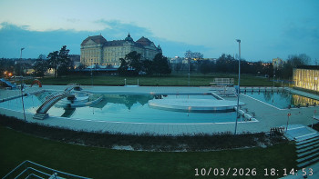 Městská plovárna Louka