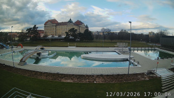 Městská plovárna Louka