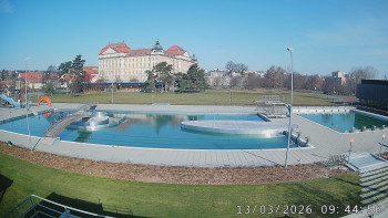 Městská plovárna Louka