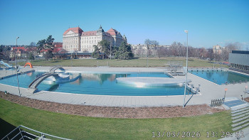 Městská plovárna Louka