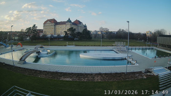 Městská plovárna Louka