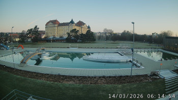 Městská plovárna Louka