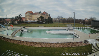 Městská plovárna Louka