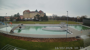 Městská plovárna Louka