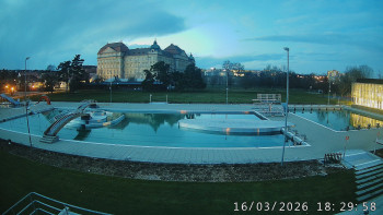 Městská plovárna Louka