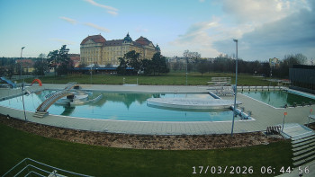 Městská plovárna Louka