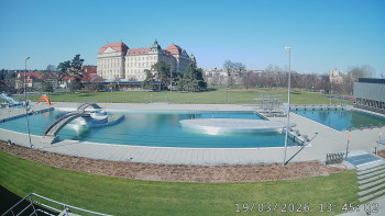 Městská plovárna Louka